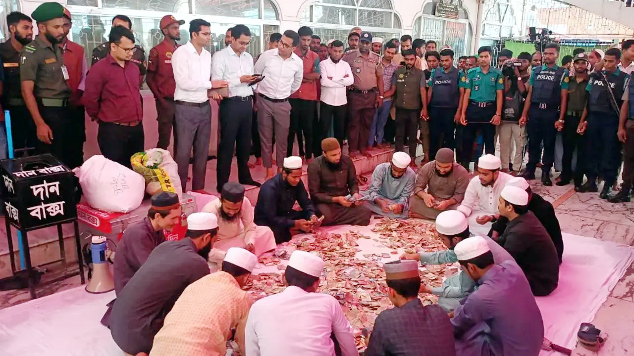 ১৯ দিনের ব্যবধানে দ্বিতীয়বার খোলা হচ্ছে শাহজালাল মাজারের দানবাক্স