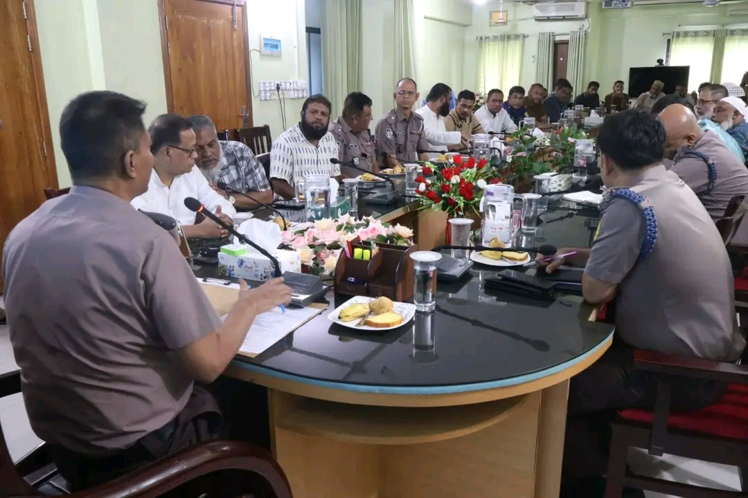 সিলেটে যানজট ও শৃঙ্খলা রক্ষায় পুলিশ-রাজনীতিক-শ্রমিক বৈঠক