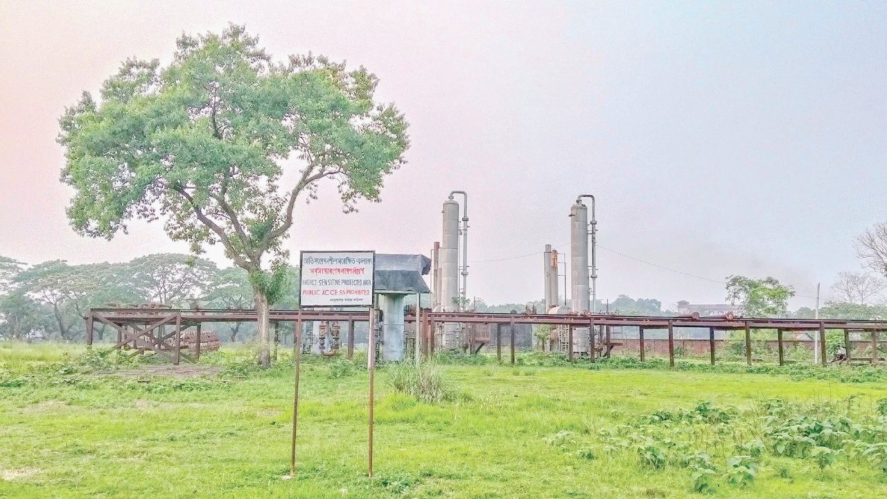 টেংরাটিলা গ্যাসক্ষেত্র: পরিত্যক্ত ফেলে রাখায় লাভ হতে পারে ভারতের