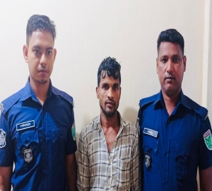 জৈন্তাপুরে পুলিশের অভিযানে ভারতীয় চিনি, ডিআই পিকআপ সহ আটক ১