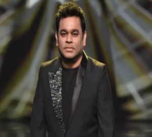 এ আর রহমানের বিরুদ্ধে চুরির অভিযোগ