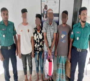সিলেটে অটোরিকশা ও স্কুলের মালামাল চুরির ঘটনায় আটক ৪