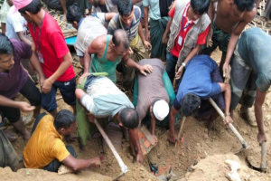 উখিয়ার রোহিঙ্গা ক্যাম্পে পাহাড়ধসে নিহত বেড়ে ৮