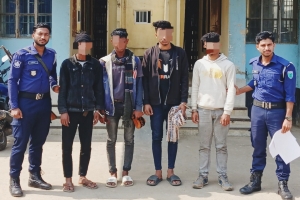 জকিগঞ্জে পুলিশের অভিযানে ২টি গরুসহ গাড়ি উদ্ধার: গ্রেফতার ৪