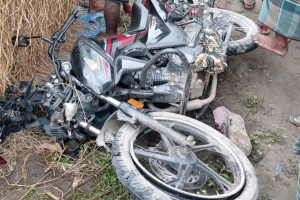 ঠাকুরগাঁওয়ে দু'মোটরসাইকেলের মুখোমুখি সংঘর্ষে নিহত ১, আহত ২