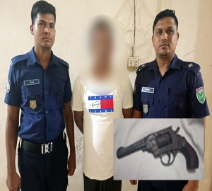 গোলাপগঞ্জে আগ্নেয়াস্ত্রসহ যুবক আটক