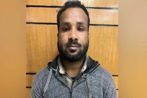 ভুয়া ‘ওসি আনোয়ারের’ ফাঁদে ৭৭১ নারী
