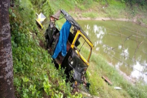 ঠাকুরগাঁওয়ে সড়ক দুর্ঘটনায় বাবা-মেয়ে নিহত