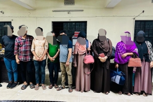 জিন্দাবাজারে পতিতাবৃত্তি : আবাসিক হোটেল থেকে ৯ নারী-পুরুষ গ্রেপ্তার