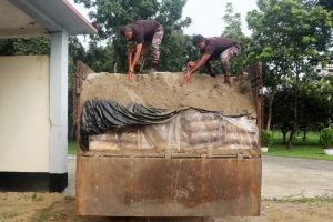 সিলেটে বিজিবির অভিযানে ৬৪ লক্ষ টাকার ভারতীয় পন্য আ ট ক