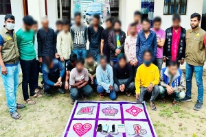 সিলেটে ডিবি পুলিশের অভিযানে জুয়া খেলার সরঞ্জামাদিসহ ২২ জুয়াড়ি গ্রেফতার