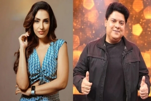 শুধু অন্তর্বাস পরে আমার সামনে বসো, অভিনেত্রীকে সাজিদ খান