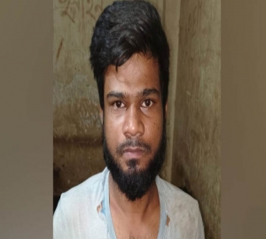 দোকানে ঢুকে ৯৯৯-এ কল দিয়ে গ্রেফতারের আবেদন চোরের!