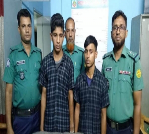 হবিগঞ্জের ২ তরুণ গাঁজাসহ ঢাকায় আটক