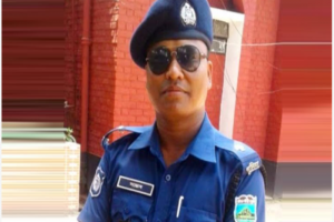 নারীকে শ্লীলতাহানির অভিযোগে পুলিশ কর্মকর্তা ক্লোজড