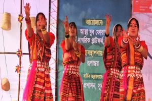 মণিপুরী নৃত্যের তালে তালে যুব উৎসব 