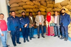 ঠাকুরগাঁওয়ে অবৈধভাবে ধান মজুত রাখায় ব্যবসায়ীকে লাখ টাকা জরিমানা